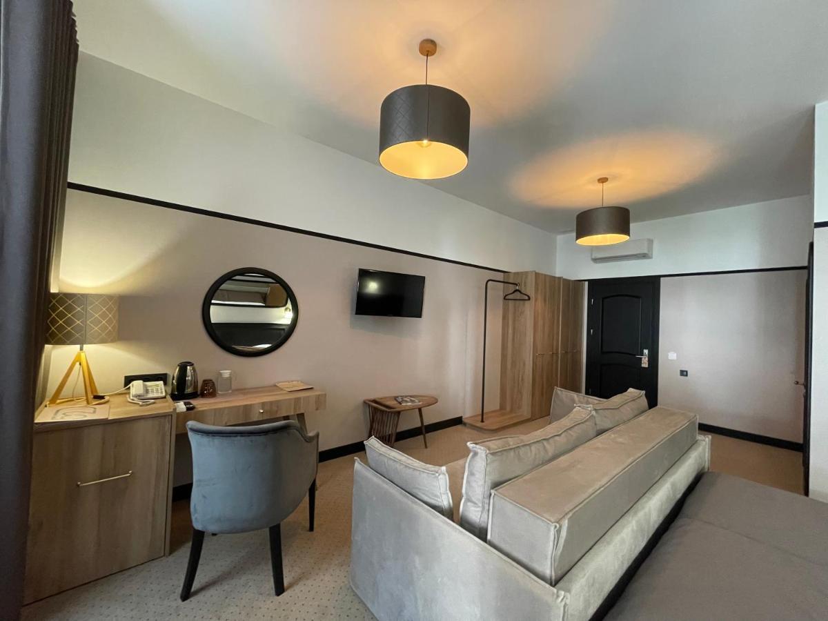 Hotel 52 Οδησσός Εξωτερικό φωτογραφία